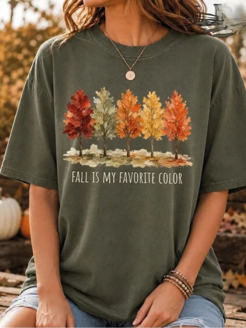 Forest Green Autumn Tee with Fall Tree Graphic, Cozy Autumn Season T-Shirt